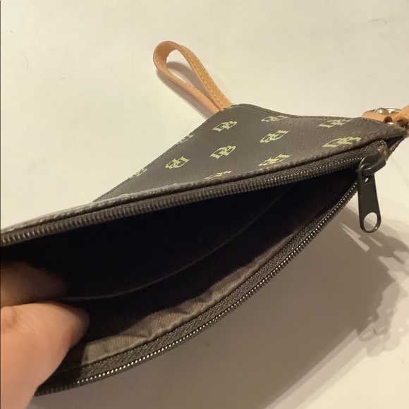 Dooney and Bourke Pocketbook with Attachments - Picture 14 of 16